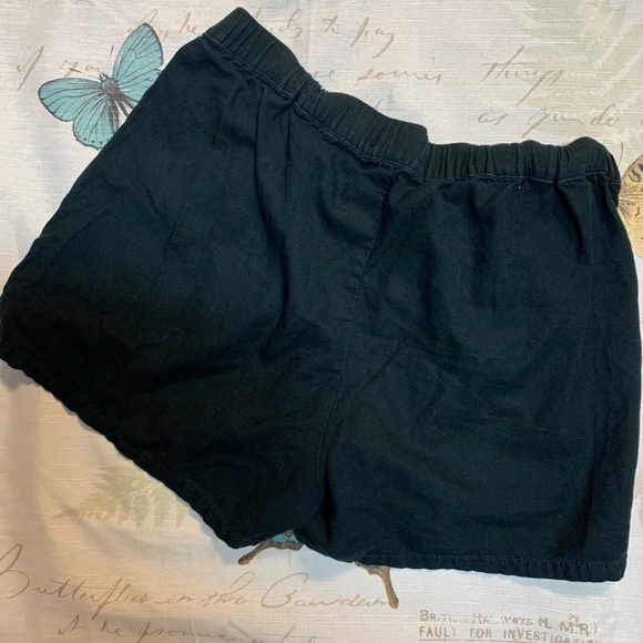 Madewell pull on shorts - Picture 2 of 5